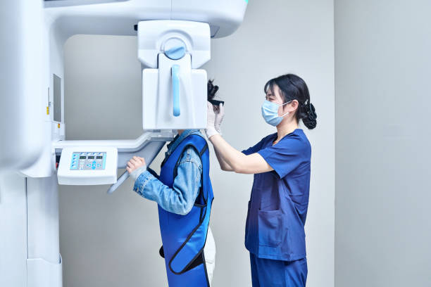 Best Emergency Tooth Extraction in Queensland, MD